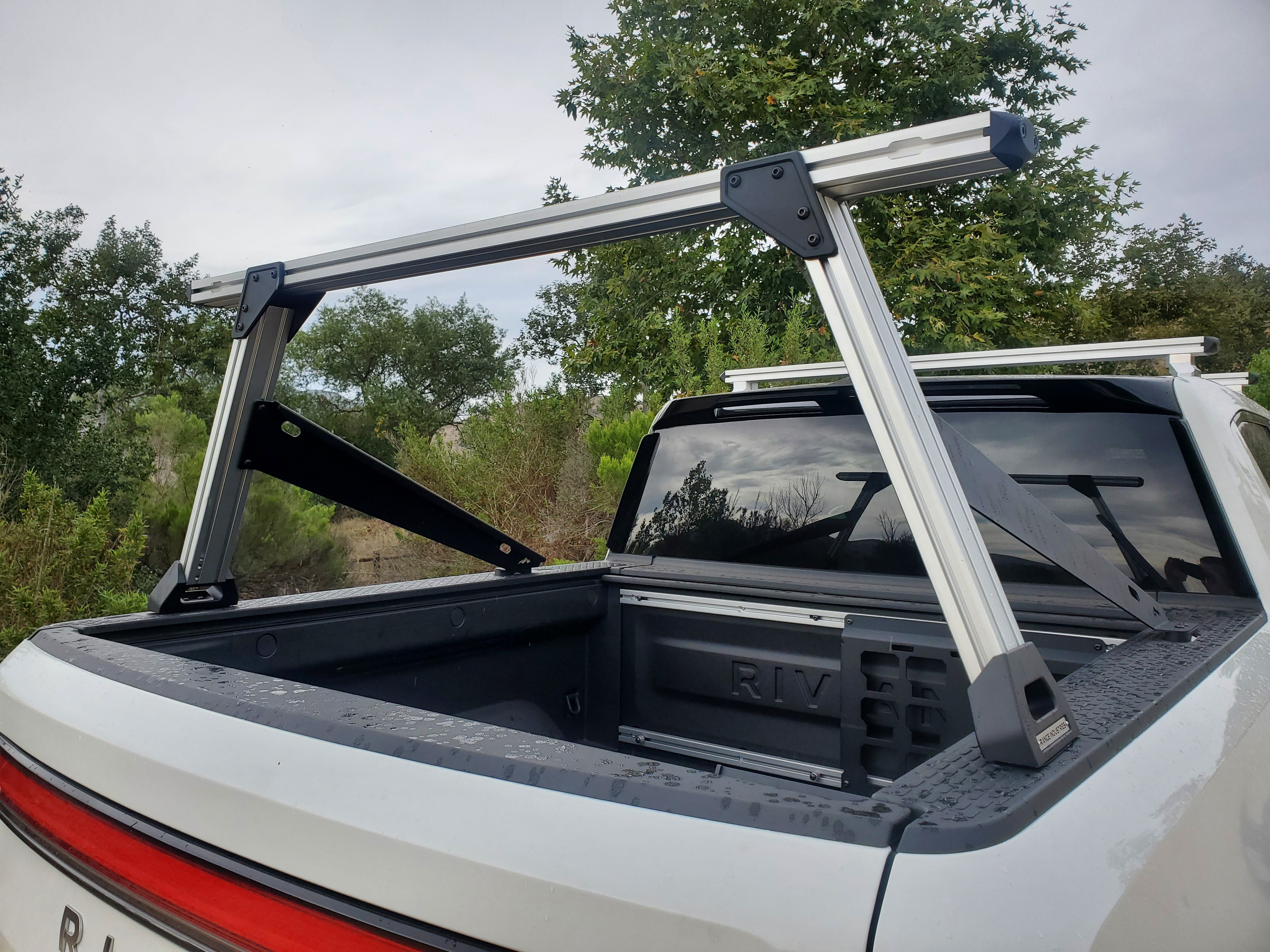 Range Industries Kayak Crossbar Compatible With Rivian R1T