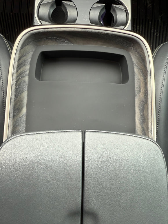 SoonishEV TopoCharge Wireless Phone Charger for GEN 1 Rivian Vehicles