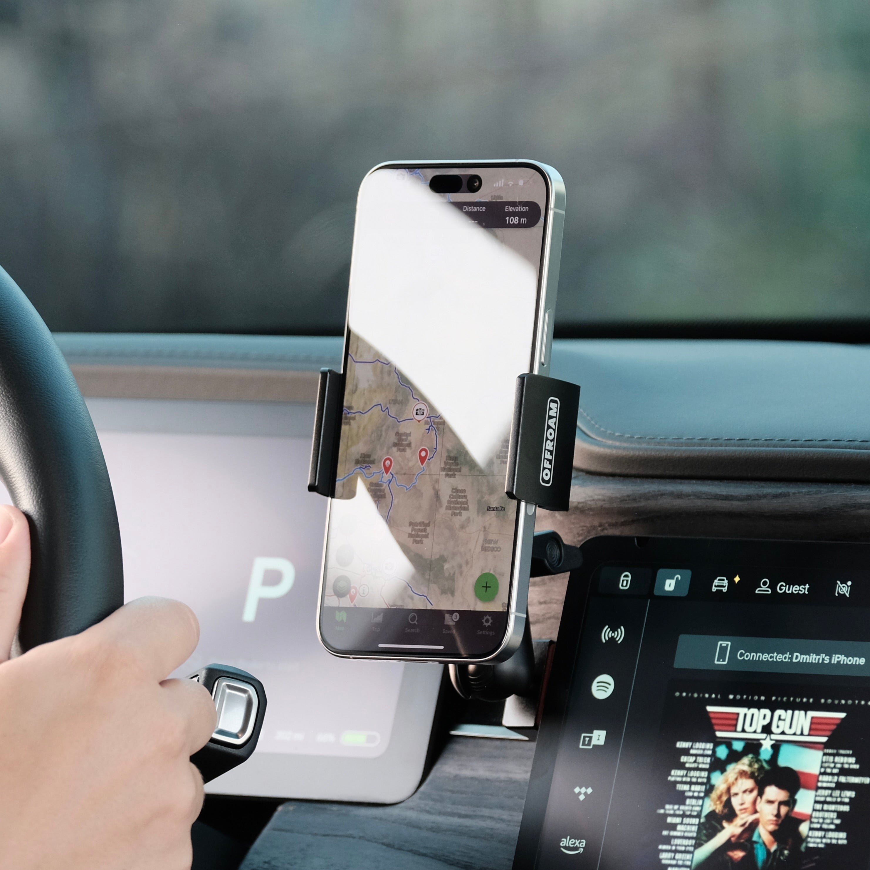 Rivian R1T | R1S 2022-2025 Phone Mount