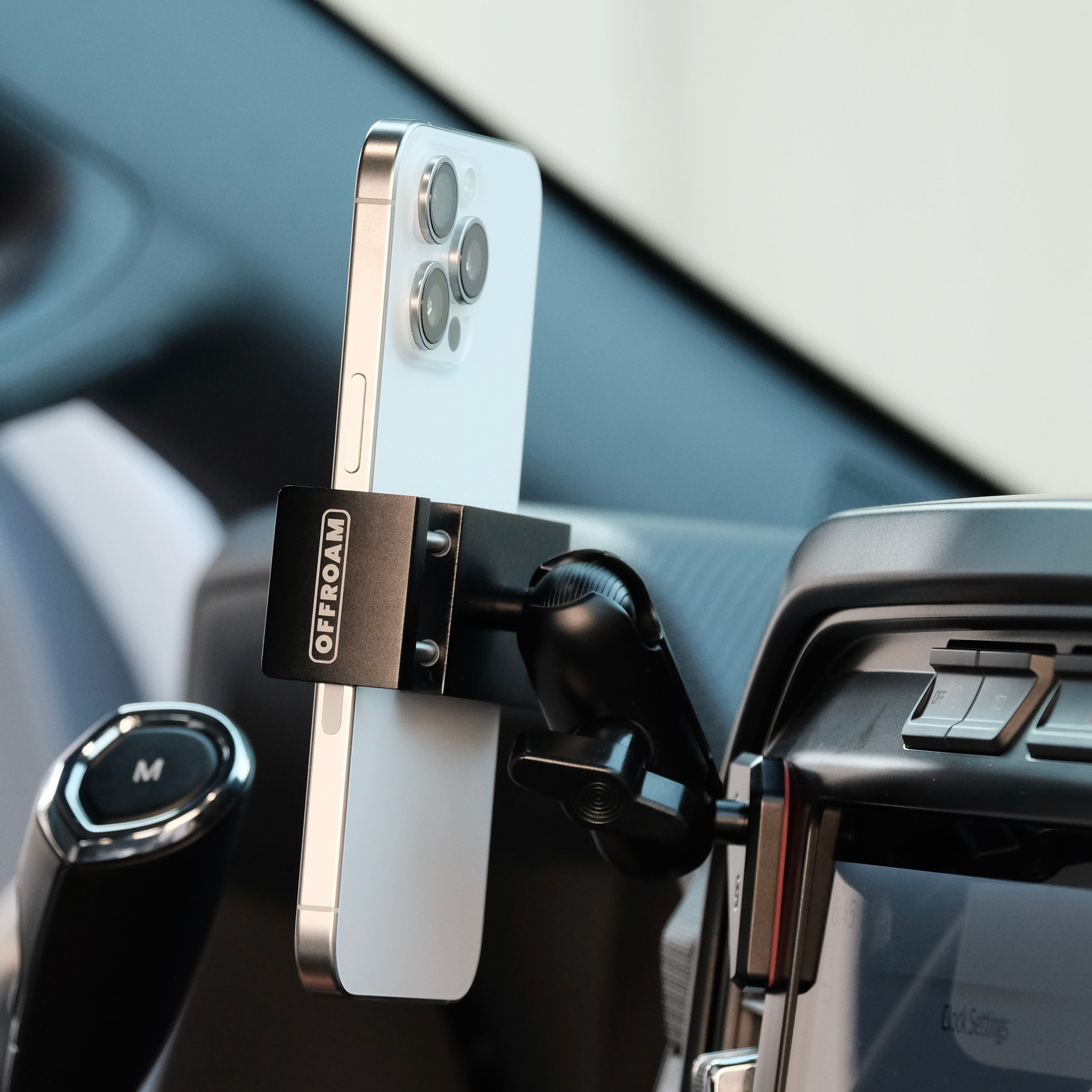 Ford F-150 2021-2025 | F-250/F-350 2023-2025 | F-150 Lightning (XL & PRO) 2022-2024 Phone Mount
