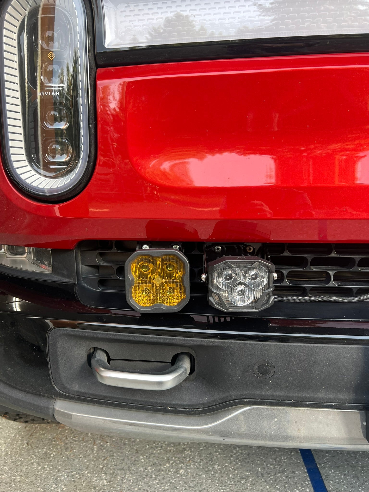 R1 Grill Mount Light Brackets + Trigger 4Plus mount