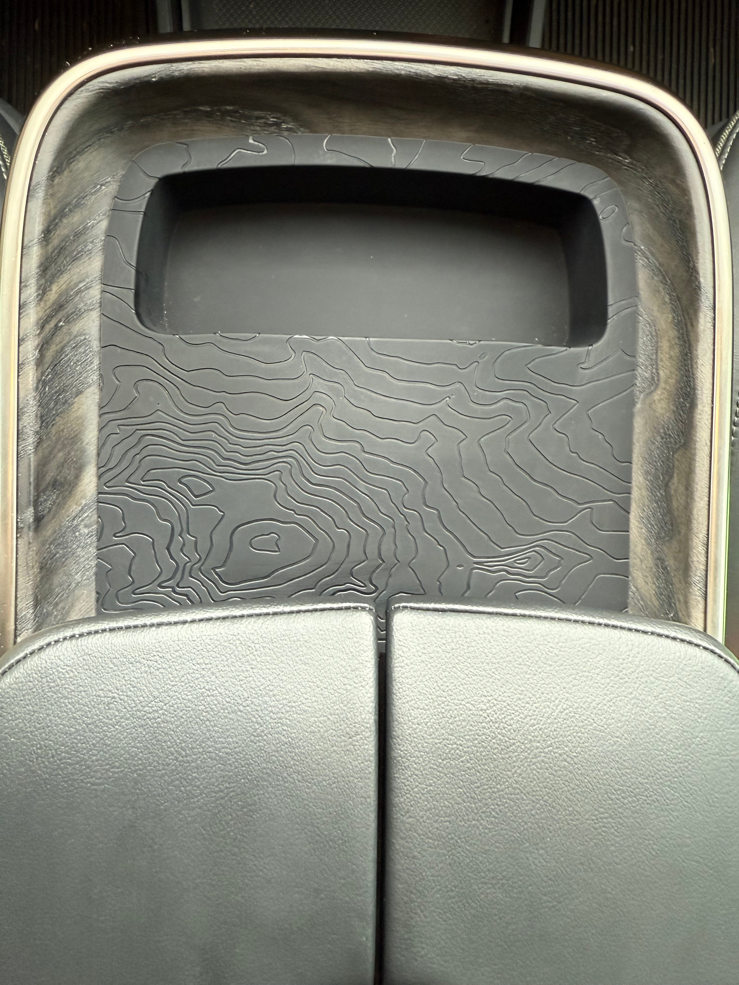 SoonishEV TopoCharge Wireless Phone Charger for GEN 1 Rivian Vehicles