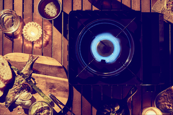 Rugged Camp Stove - Fore Winds by Iwatani