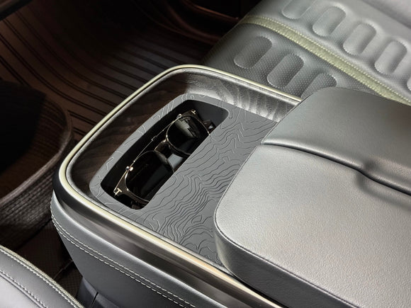 SoonishEV TopoCharge Wireless Phone Charger for GEN 1 Rivian Vehicles