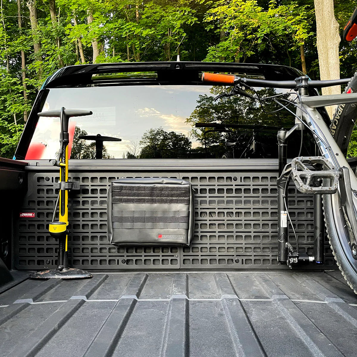 Bed Ramp For Rivian R1t BuiltRight Industries Bedside Rack System for Rivian R1T: Cab Wall MOL ...