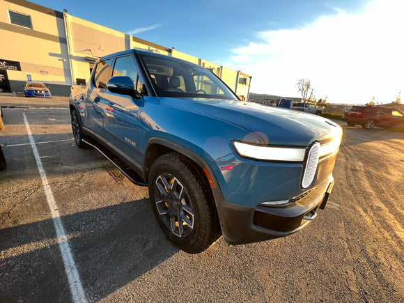 Megawatt™ Performance Rock Sliders with Step for R1T (Both Gen 1 and Gen 2)