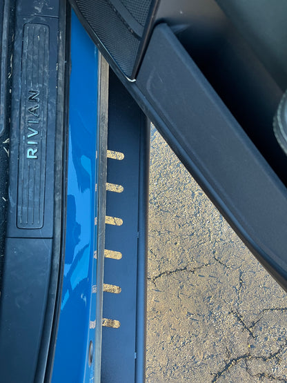Megawatt™ Performance Rock Sliders with Step for R1T